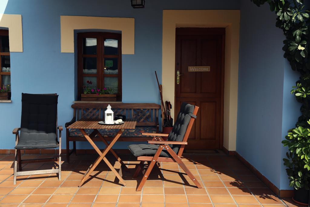 Hotel Casa De Aldea La Pumariega Caces Esterno foto